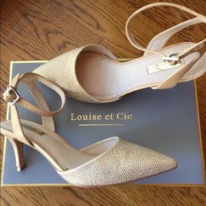 Louise et Cie ankle strap heels in beige and gold